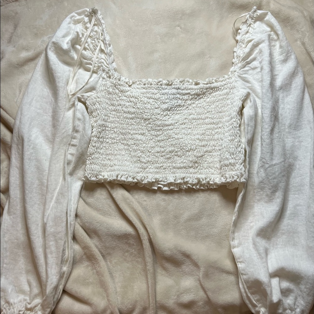 Forever 21 White Long Sleeve Crop top